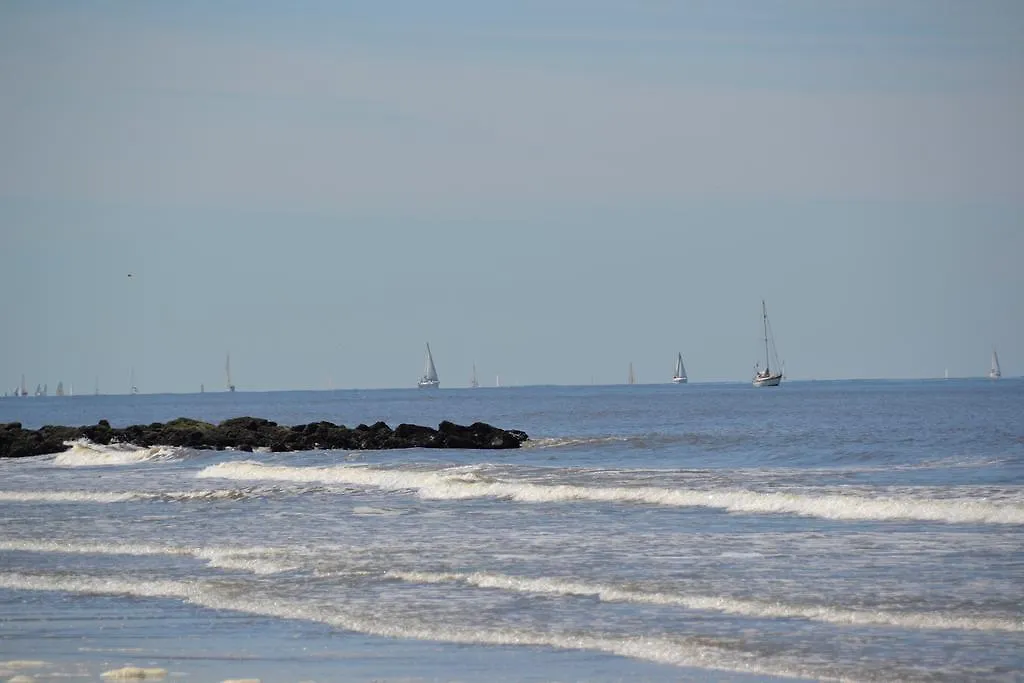 Het Koetshuis, Op 50M Van Zee, Voor 5 Personen, Centrum Westende Bad, Alle Comfort Middelkerke 0*,
